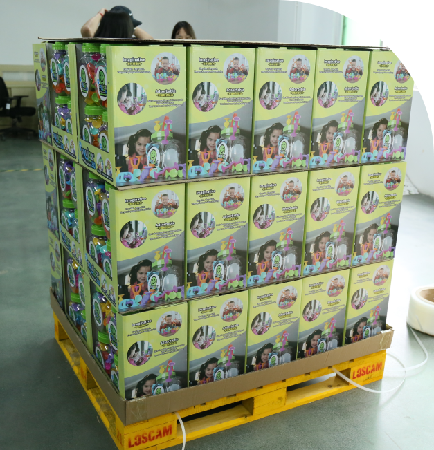 Custom co-packing services designed to streamline retail packaging and fulfillment processes.